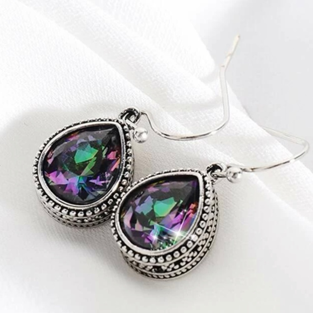 🎉HP🎉 🦋 3/$24 925 Silver Vintage-inspired mystic topaz earrings / NWOT - Picture 3 of 7